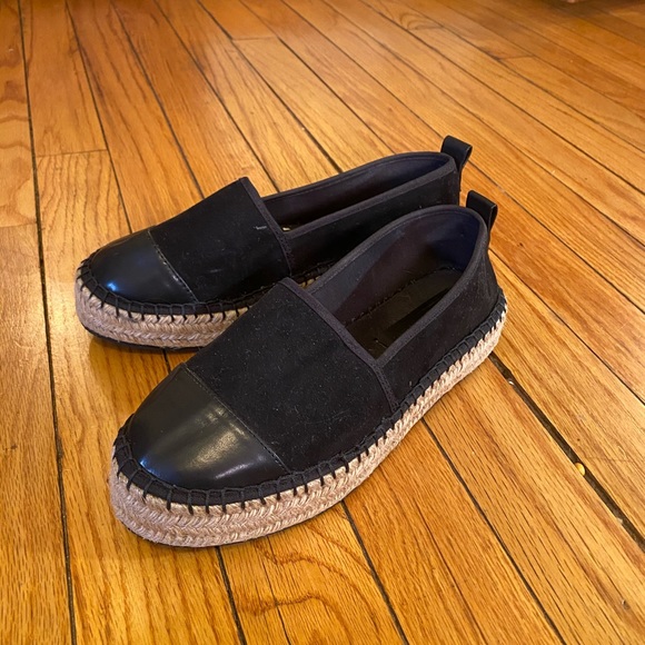 Espadrilles - Picture 2 of 4